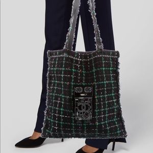 CHANEL - SHOPPING IN FABRICS TOTE